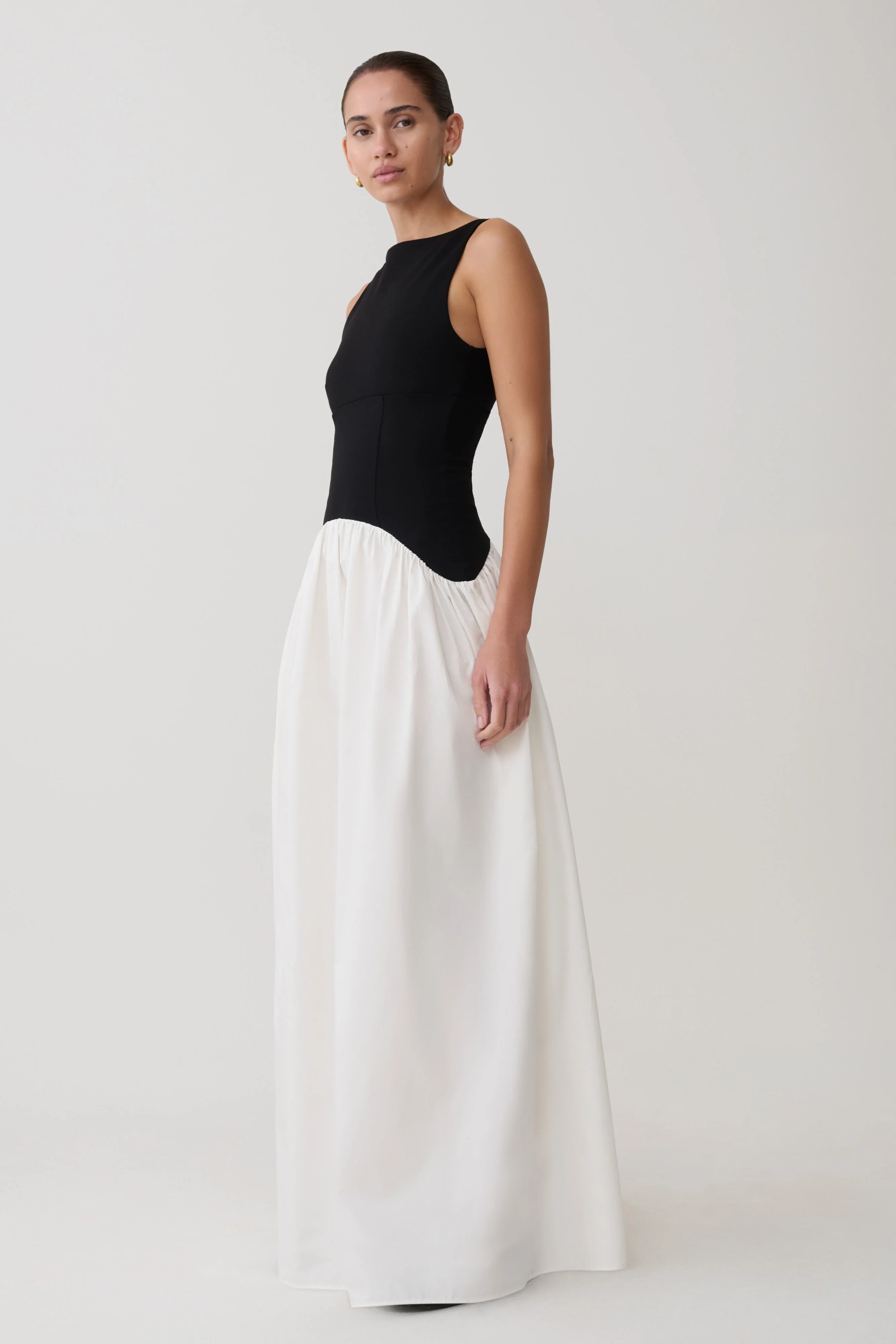 Acacia Contrast Sleeveless Maxi Dress - Black/White - Image 3