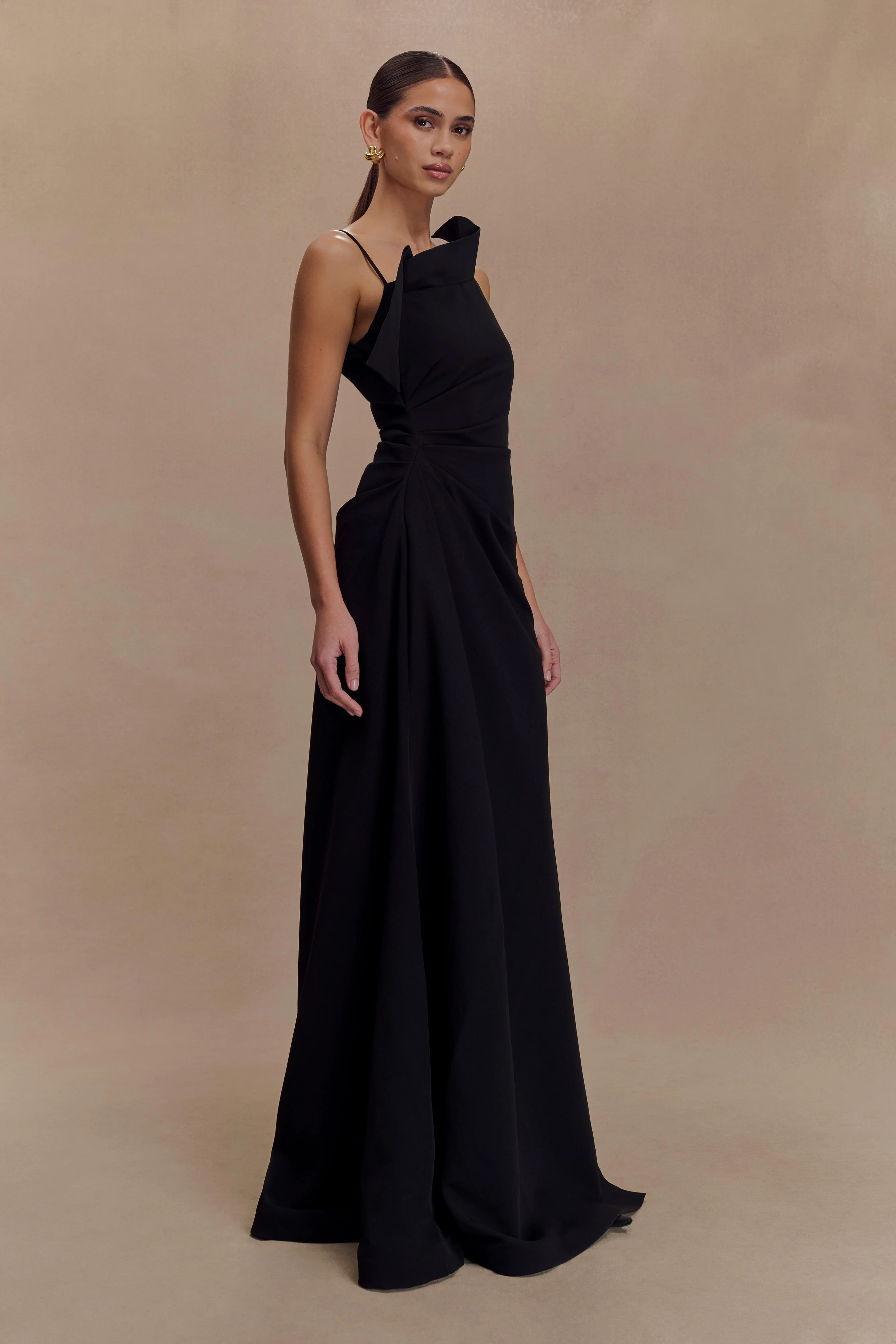 Adalyn One Shoulder Crepe Maxi Dress - Black - Image 4