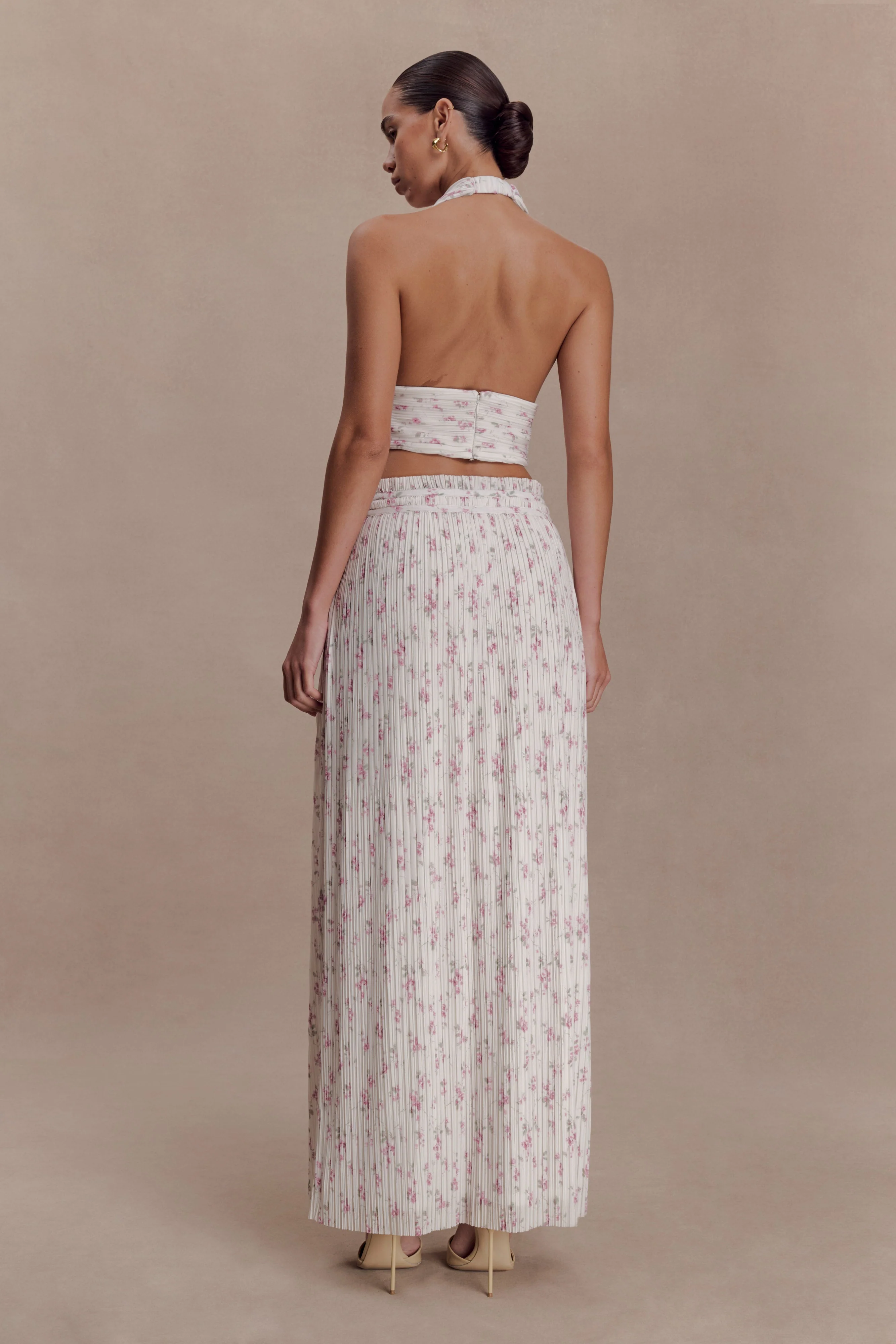 Amaris Gathered Plisse Maxi Skirt - Floral Ditsy Print - Image 2