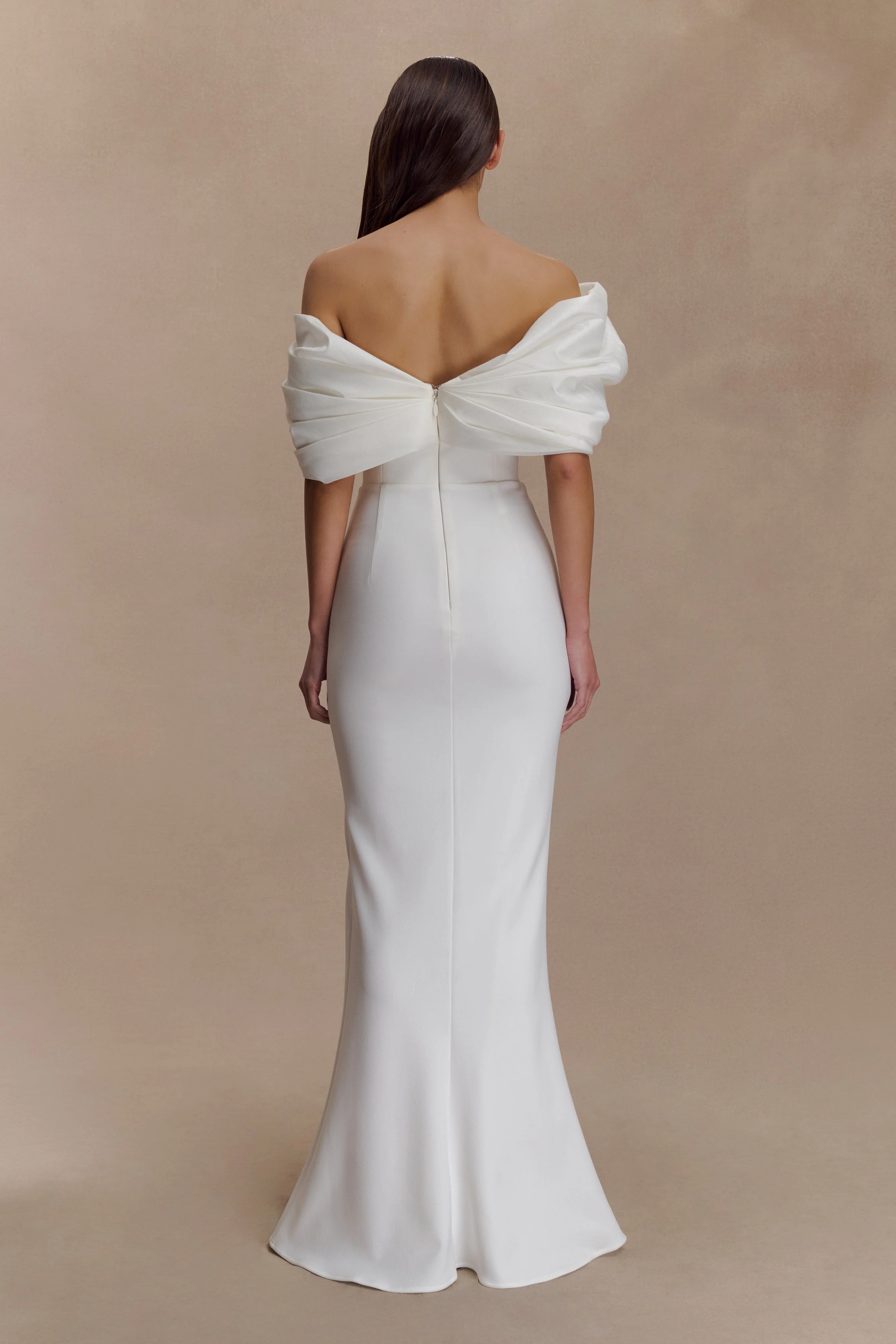 Aphrodite Off Shoulder Crepe Gown - Ivory - Image 4