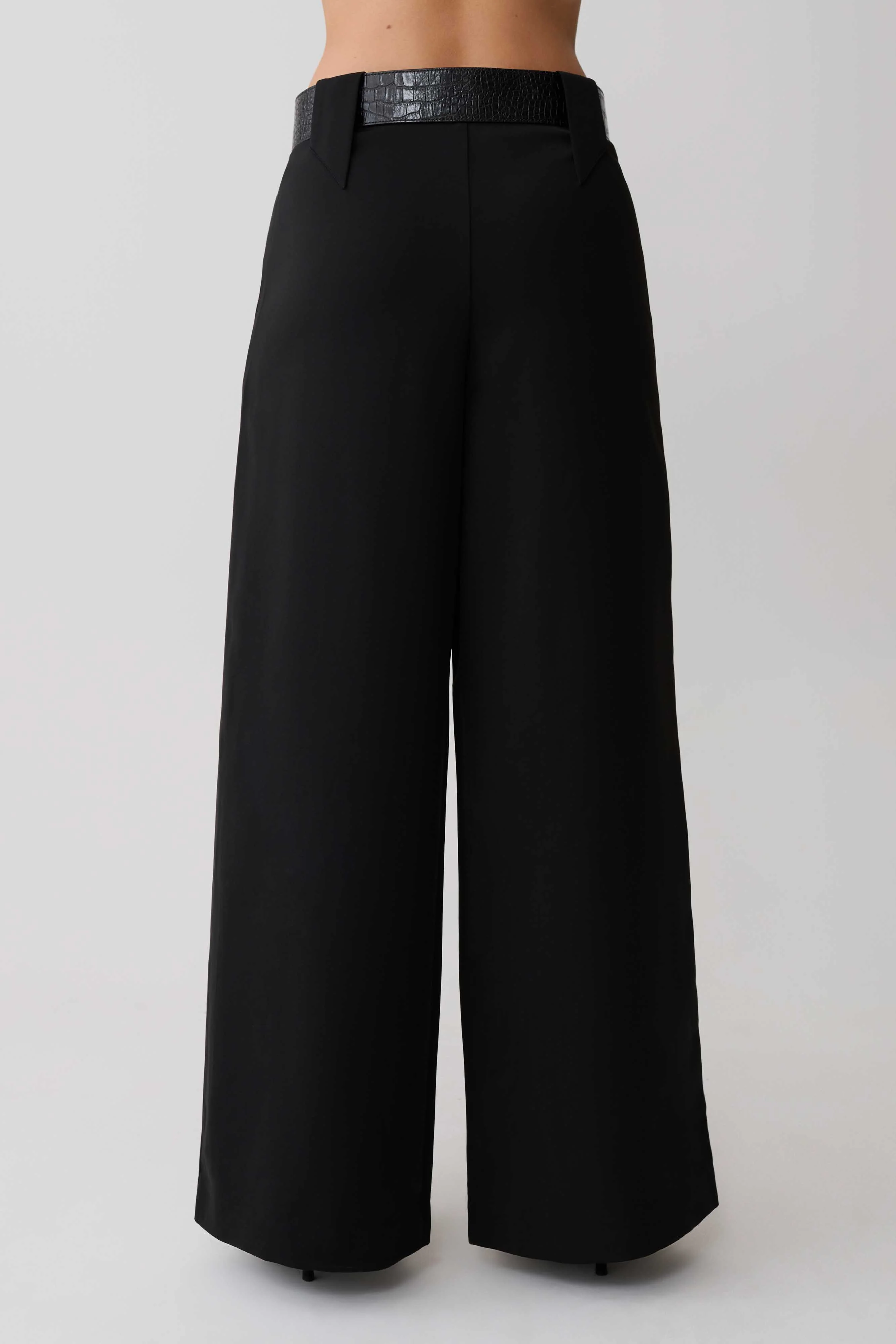 Arlo Wide Leg Suiting Trouser - Black - Image 6