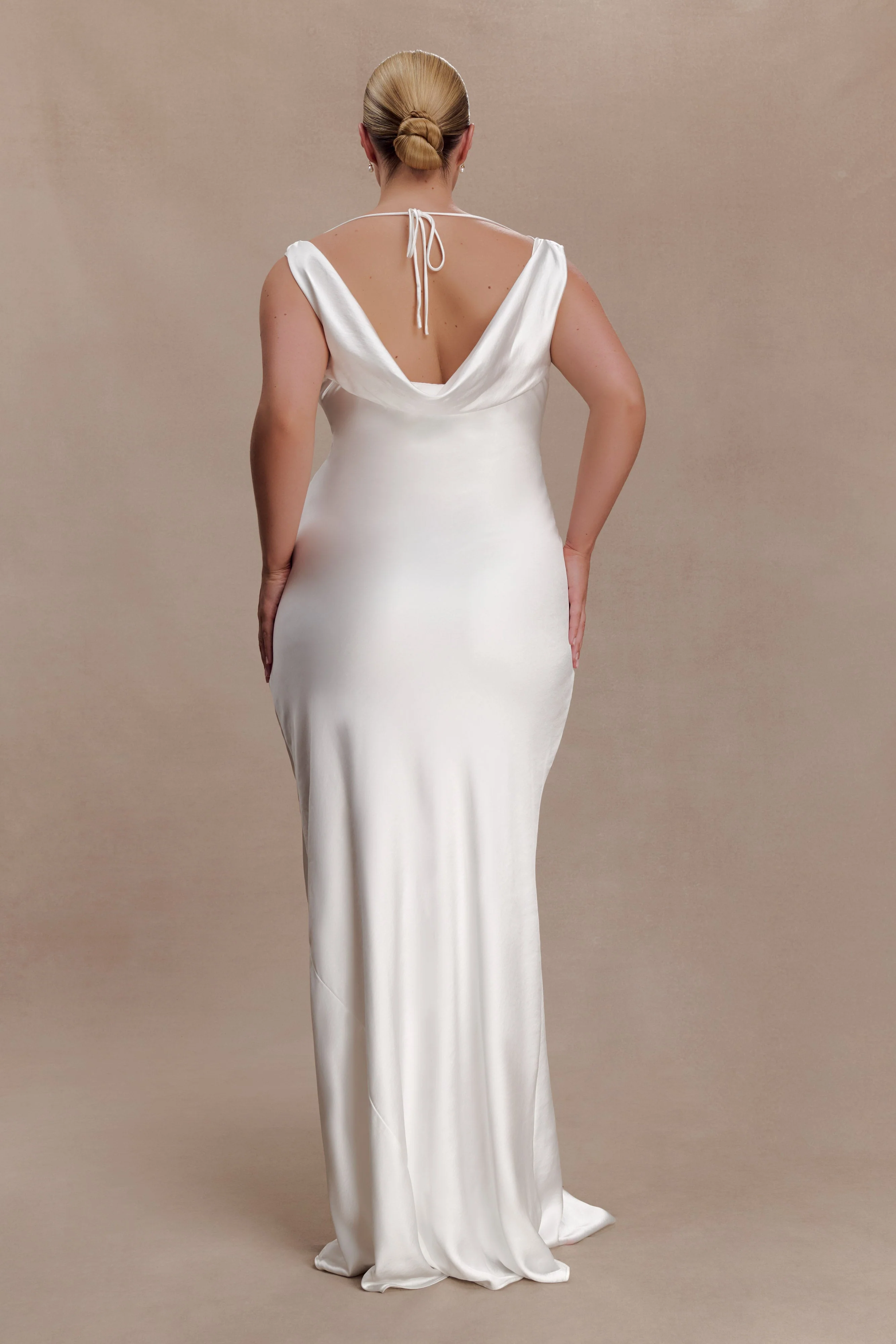 Ashley Cowl Neck Lace And Satin Maxi Dress - Ivory - Image 7
