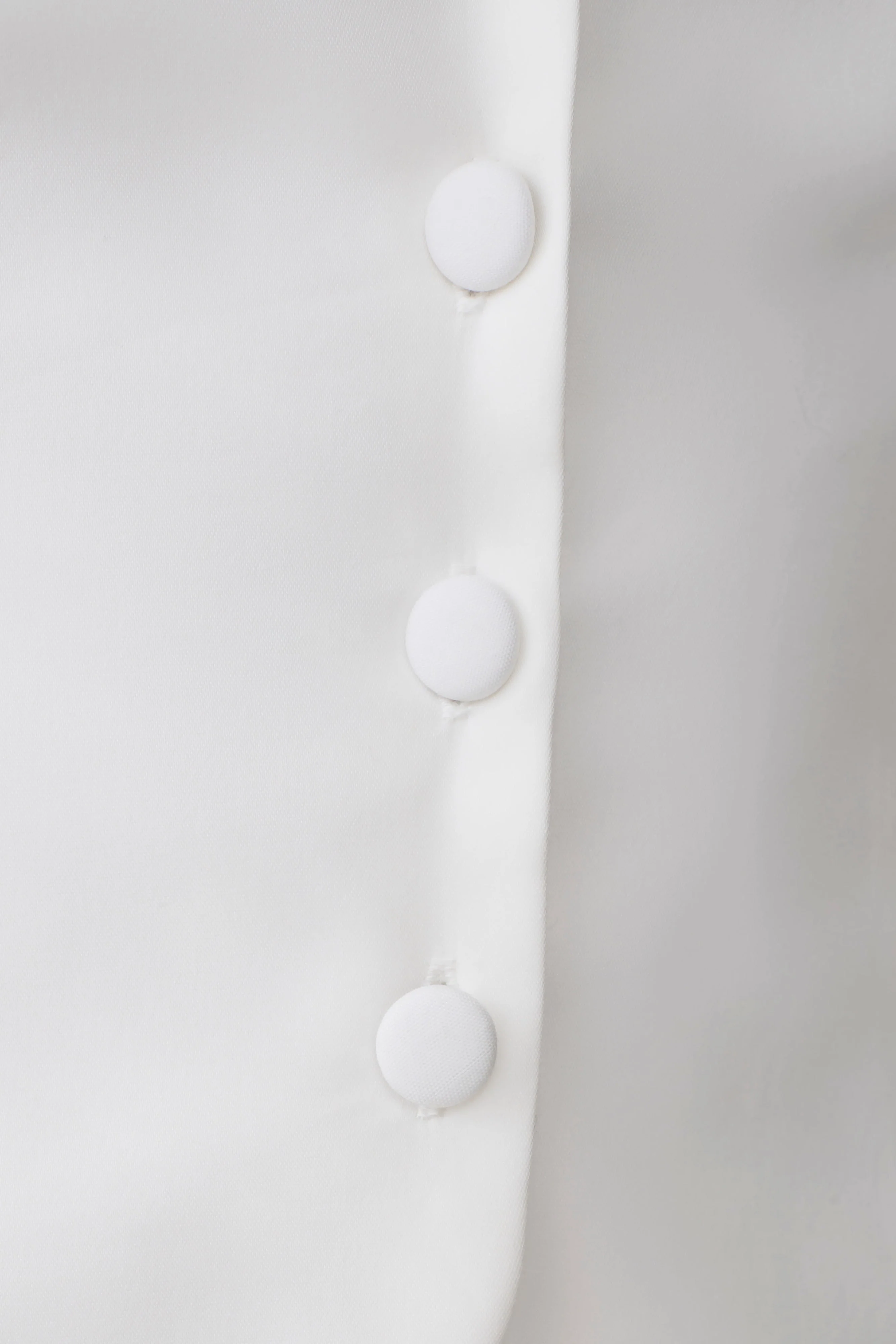 Billie Off Shoulder Sleeveless Button Top - White - Image 10