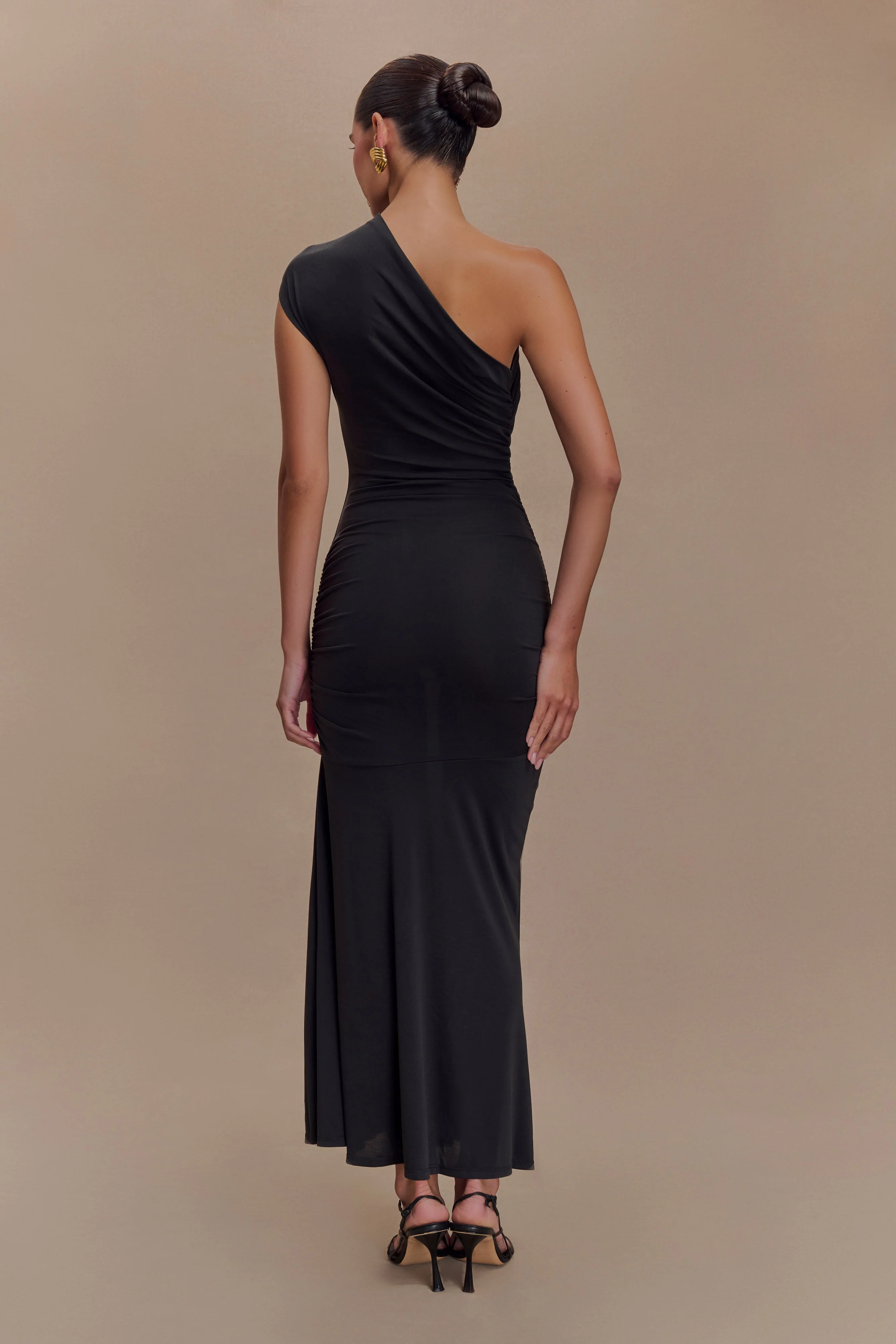 Chloe Peached Jersey One Shoulder Midi Dress - Black - Image 2
