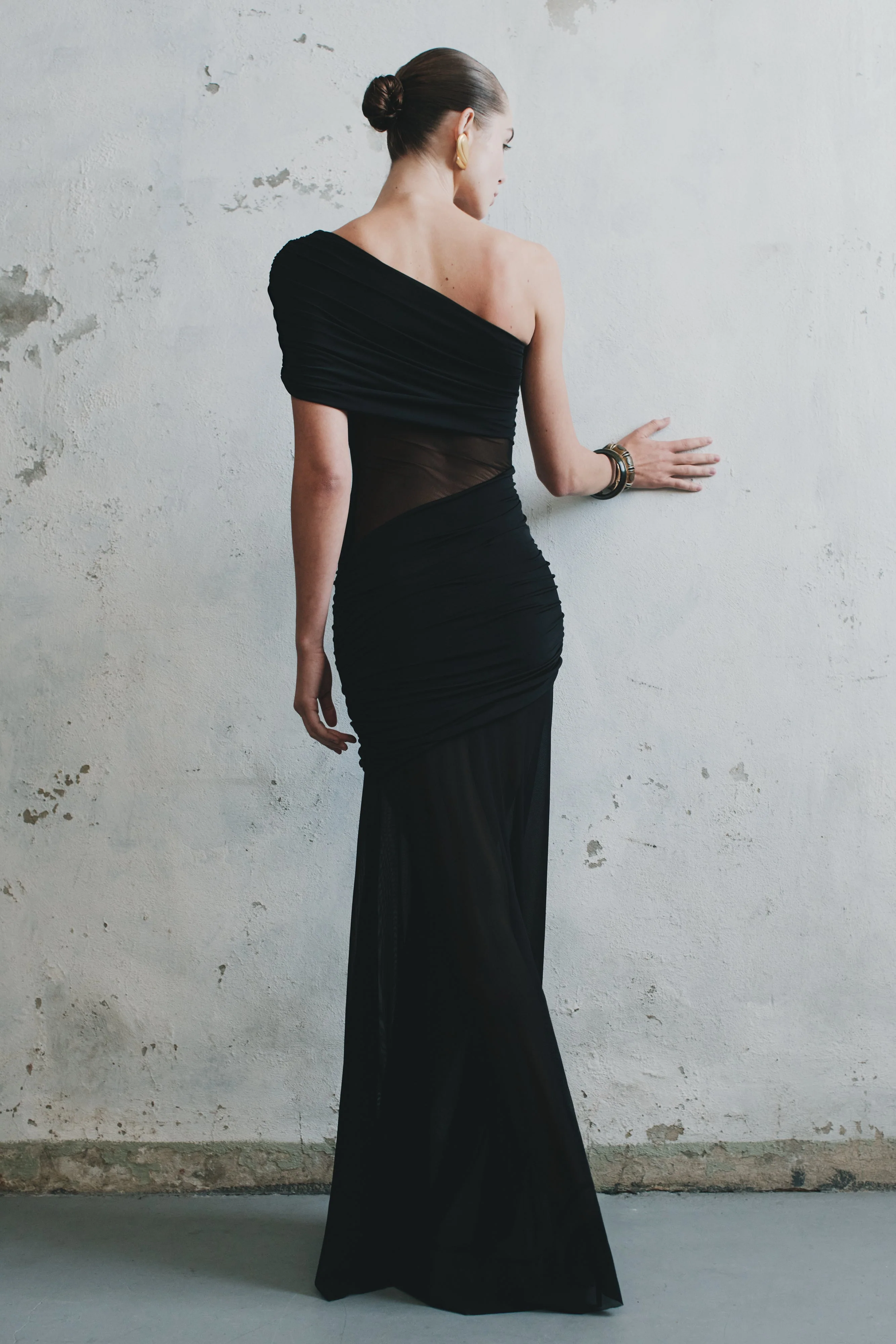 Dallas One Shoulder Mesh Maxi Dress - Black - Image 2