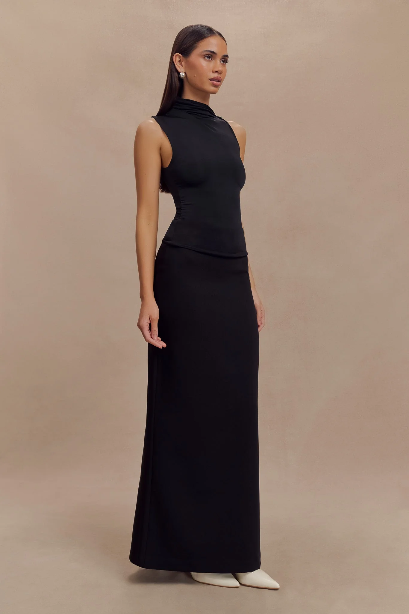 Hadleigh Sleeveless Slinky Top - Black - Image 5