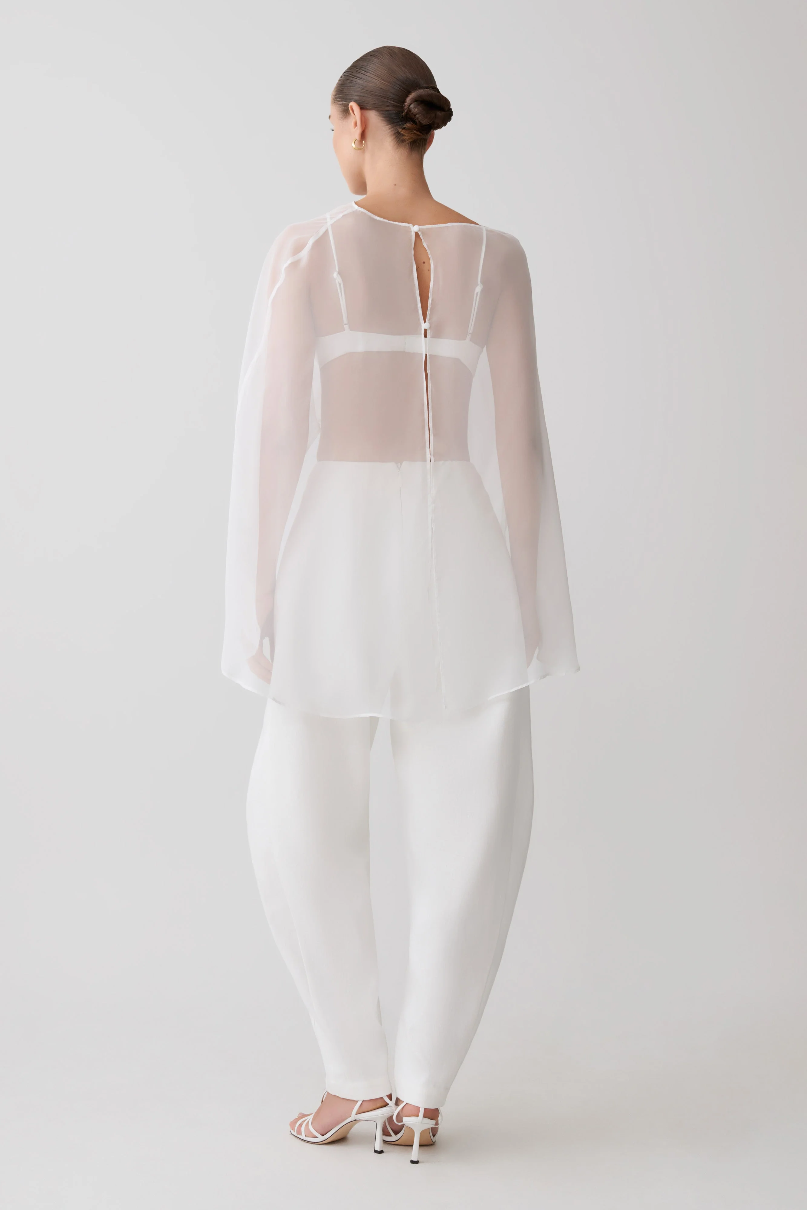 Oriana Linen Oversize Pants - White - Image 10