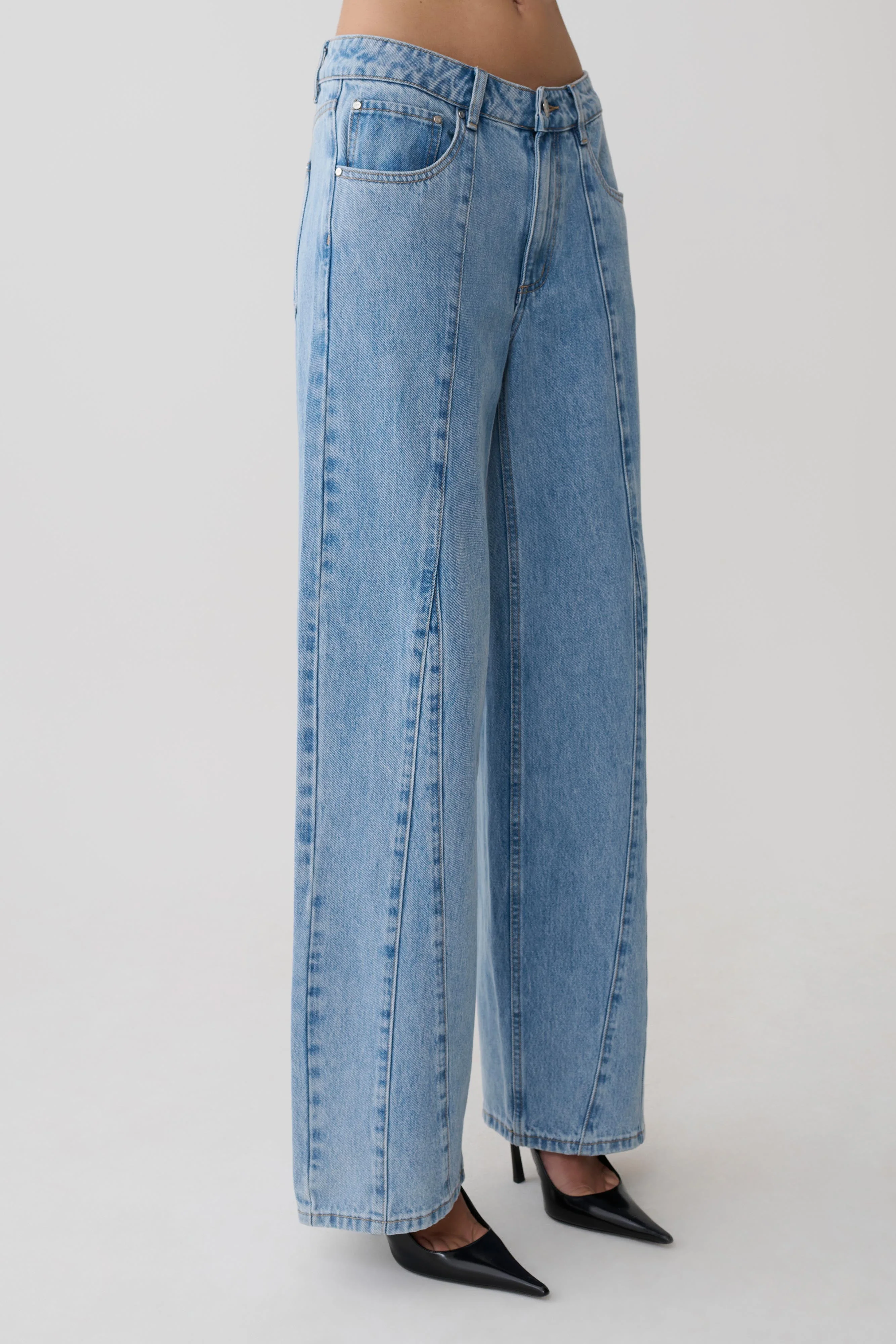 Roy Mid Rise Wide Leg Denim Jeans - Classic Blue - Image 5