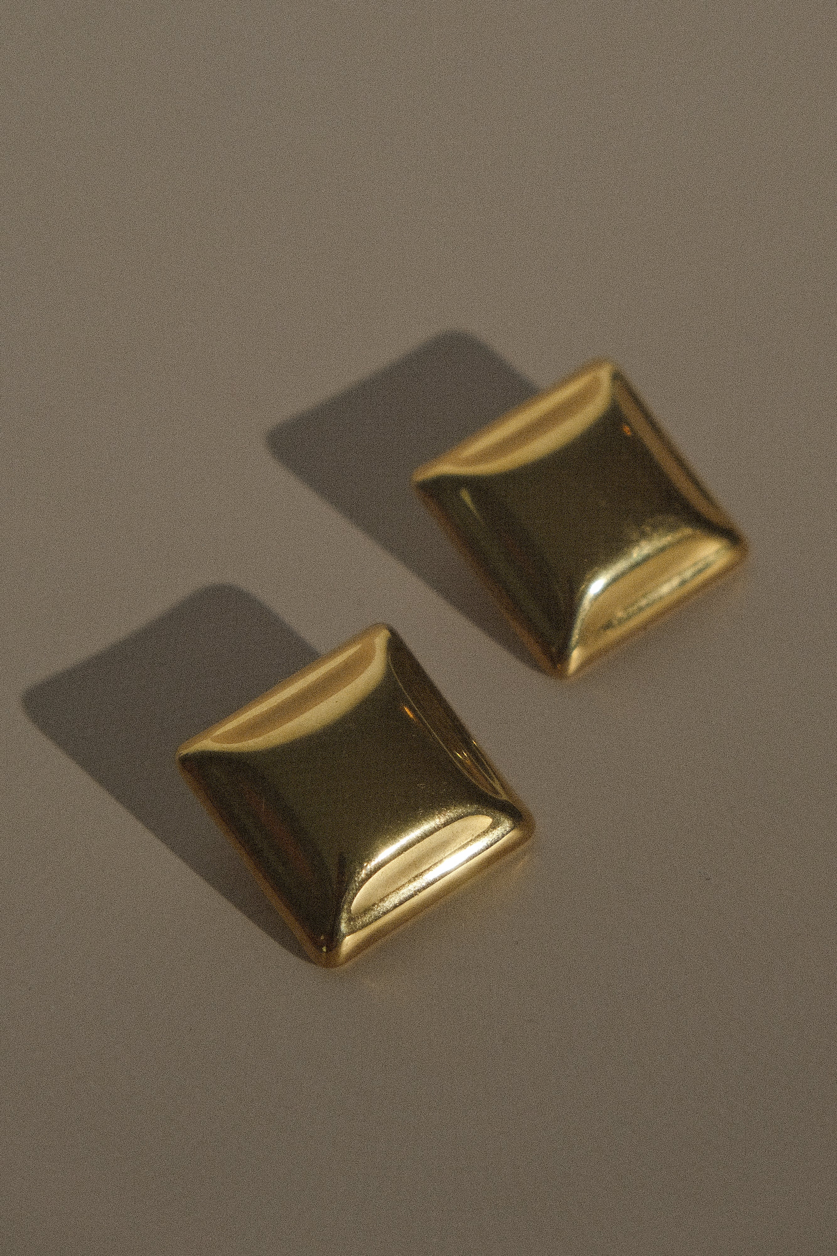 Wilma Square Earrings - Gold - Image 2